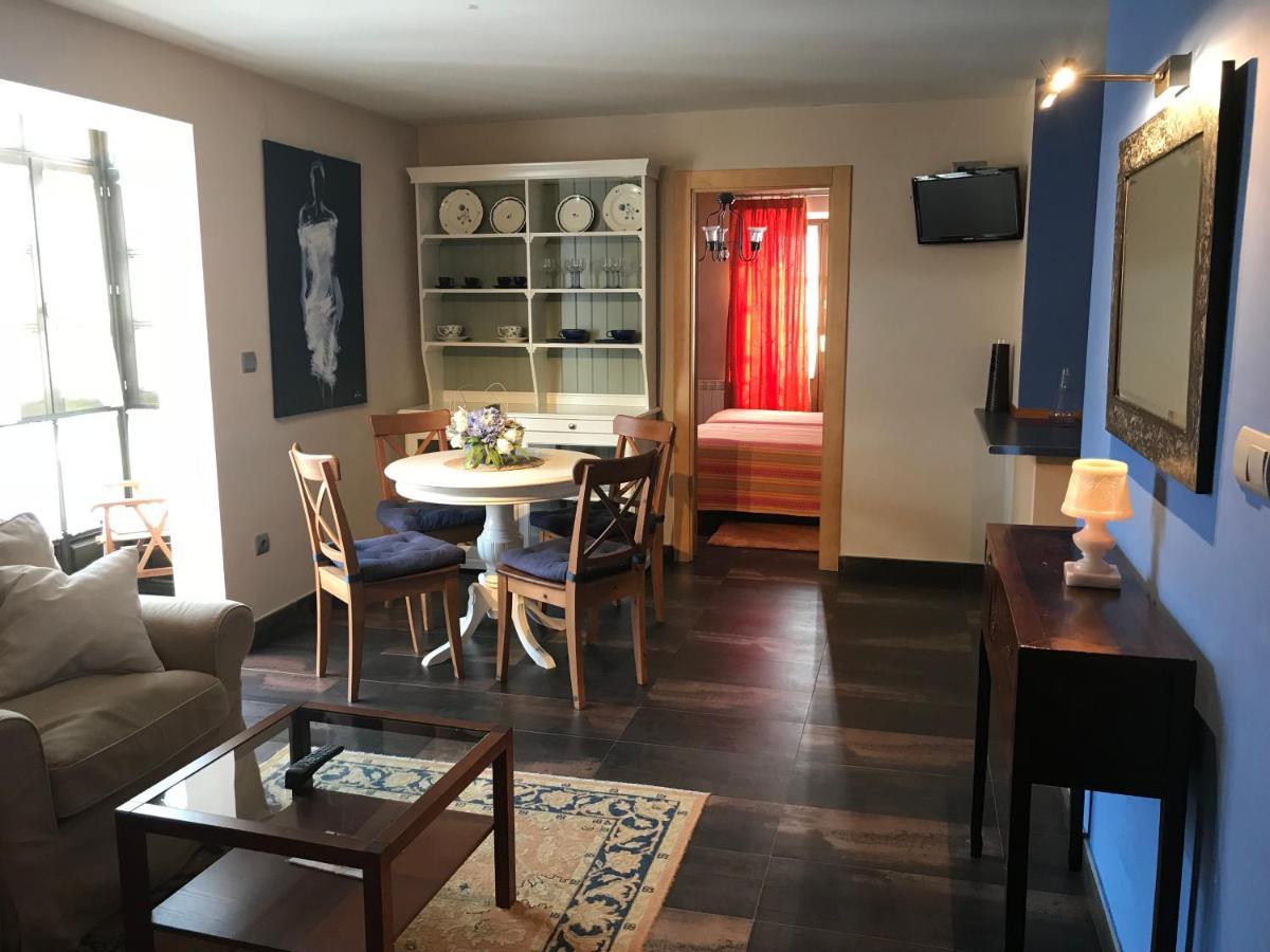 Apartamentos Ebro رينوسا المظهر الخارجي الصورة